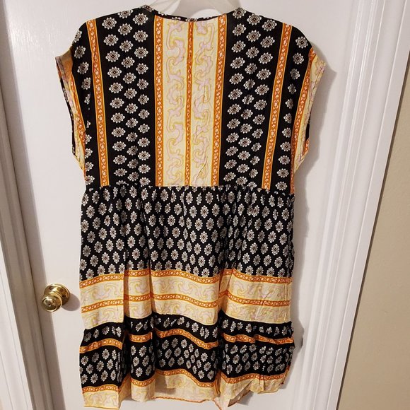 Suzanne Betro Black & Yellow Abstract Print Casual Dress (XL-14) - Picture 5 of 6
